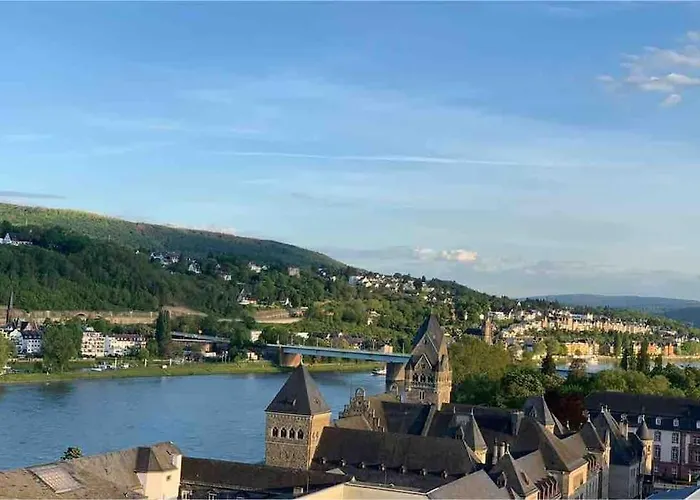 Schoene Penthouse Direkt Am Deutschen Eck Apartamento