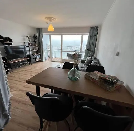 Schoene Penthouse Direkt Am Deutschen Eck Coblença